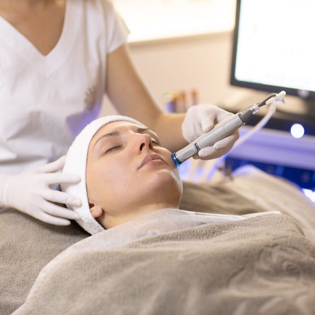 Pohodlí a bezpečnosti jsou na Aether clinic na prvním místě.