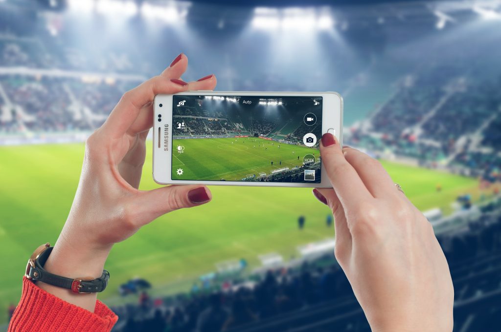 Uchovejte si všechny zážitky díky chytrým telefonům Samsung.